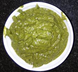 Pesto sauce preparation